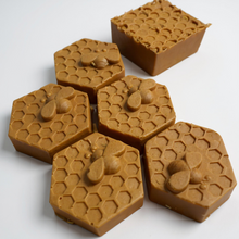 Load image into Gallery viewer, Honey &amp; Myrrh Soap