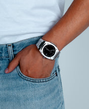 Load image into Gallery viewer, Date 003: Steel/Black Arabic